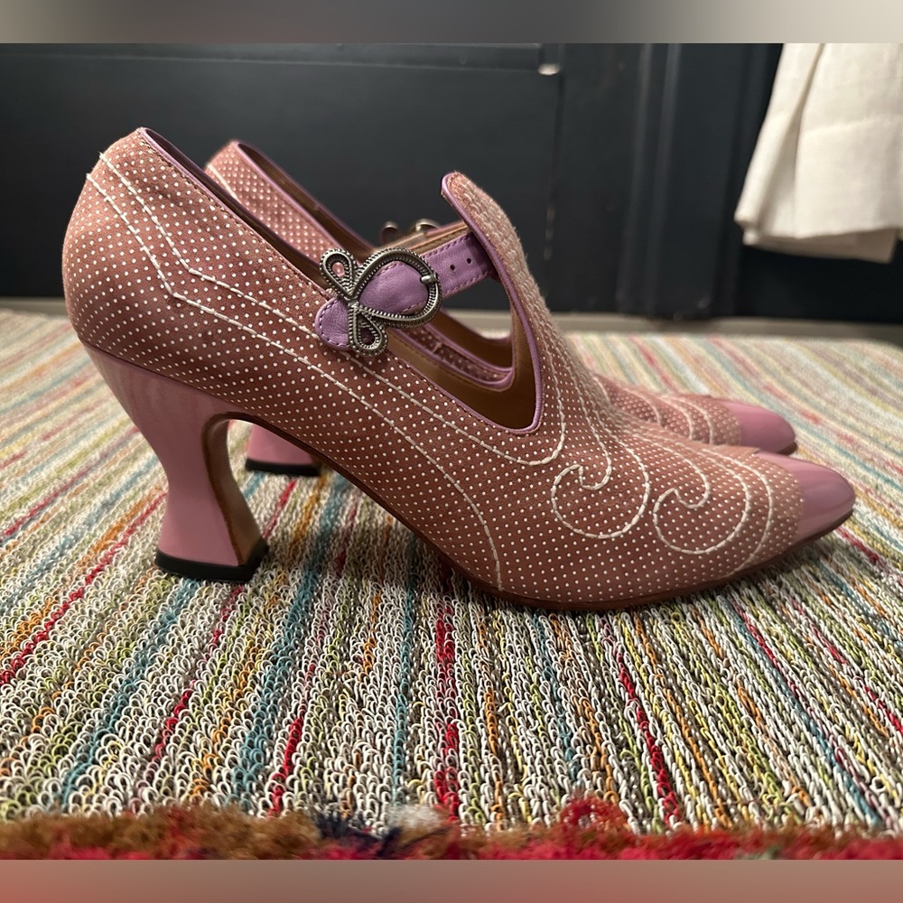 John Fluevog Poser Somani T-strap Heels - Picture 4 of 16